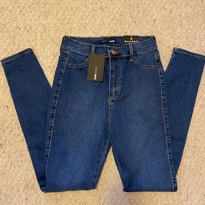 NWT High Waisted FashionNova Jeans size 9